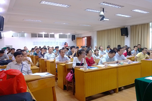 “2014/15淀粉行业信息通报和行情分析会”座谈会的会场一角